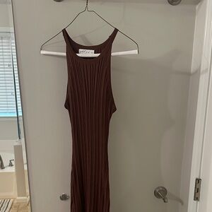Elegant Brown Sleeveless Dress